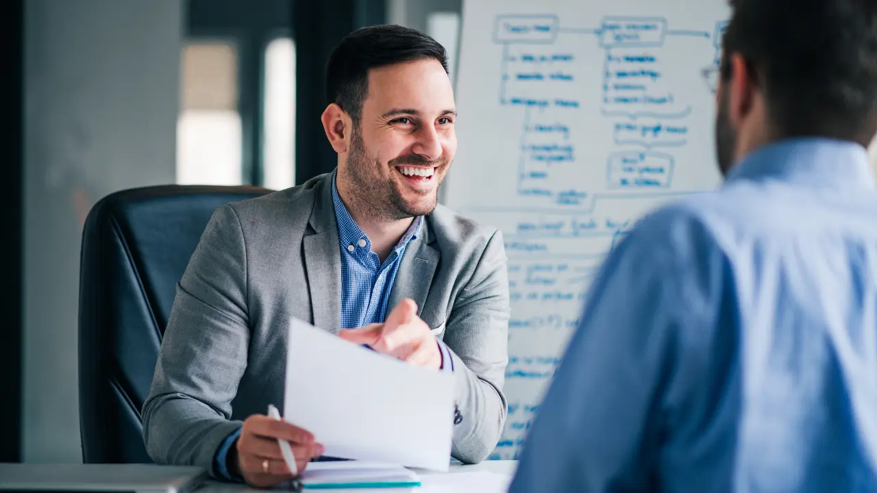 La Xunta ha lanzado un programa que incentiva la contratación y formación de trabajadores