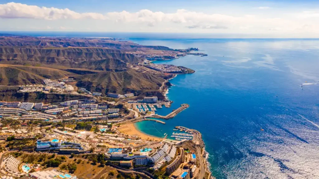 Se puede materializar la Reserva para Inversiones en Canarias en la compra de una casa o un piso destinado al alquiler de vivienda habitual