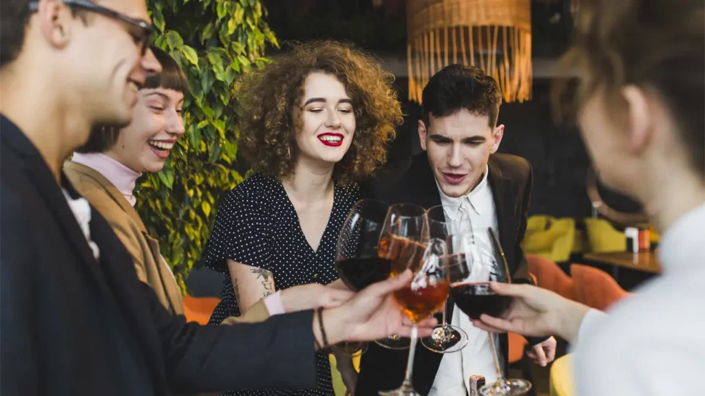 Se puede despedir por actitudes impropias en una cena de empresa a un trabajador