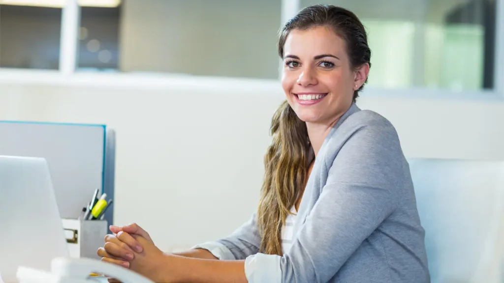 El derecho a participar en un concurso de méritos es subjetivo y no es una potestad de las administraciones